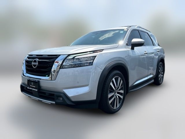 2022 Nissan Pathfinder Platinum