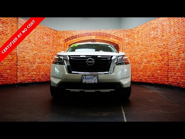 2022 Nissan Pathfinder Platinum