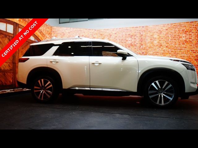 2022 Nissan Pathfinder Platinum