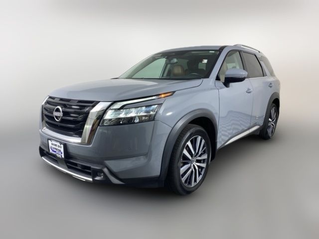 2022 Nissan Pathfinder Platinum