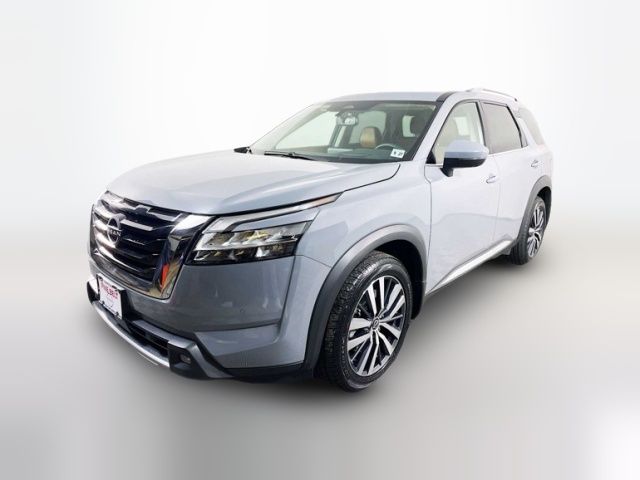 2022 Nissan Pathfinder Platinum