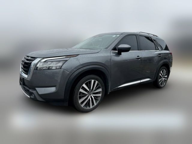 2022 Nissan Pathfinder Platinum