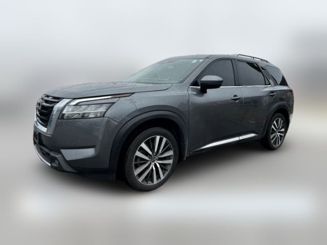 2022 Nissan Pathfinder Platinum