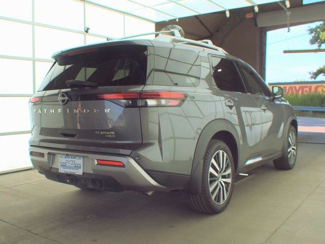 2022 Nissan Pathfinder Platinum