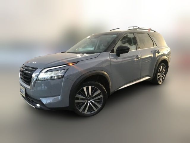 2022 Nissan Pathfinder Platinum