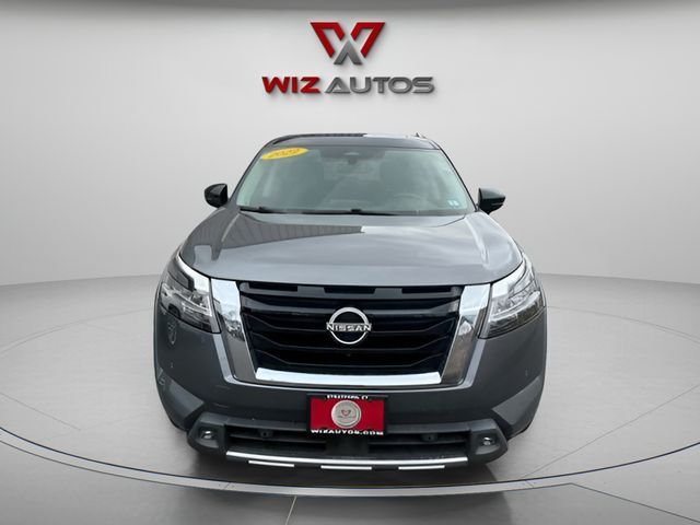 2022 Nissan Pathfinder Platinum