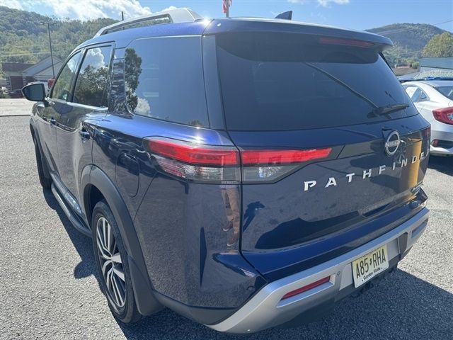 2022 Nissan Pathfinder Platinum