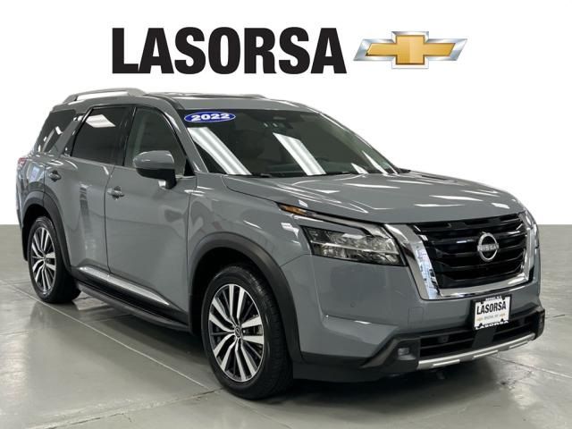 2022 Nissan Pathfinder Platinum