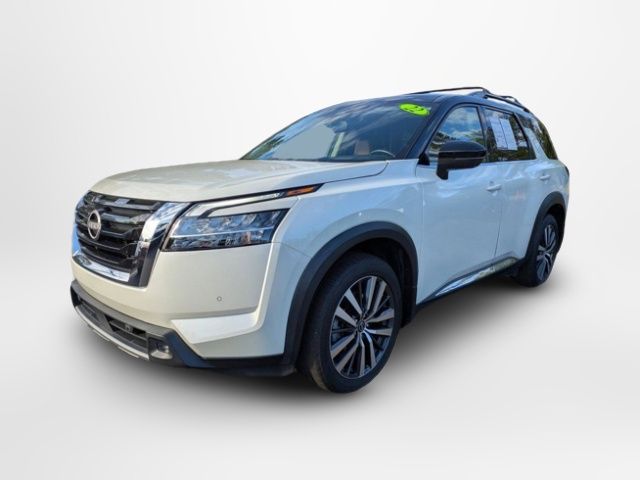 2022 Nissan Pathfinder Platinum