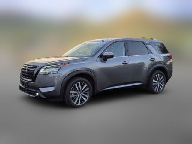 2022 Nissan Pathfinder Platinum