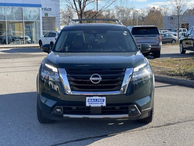 2022 Nissan Pathfinder Platinum