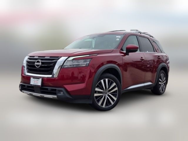 2022 Nissan Pathfinder Platinum