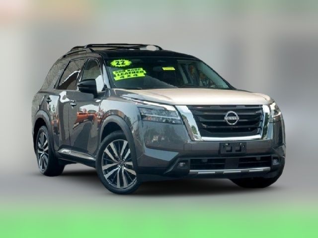 2022 Nissan Pathfinder Platinum