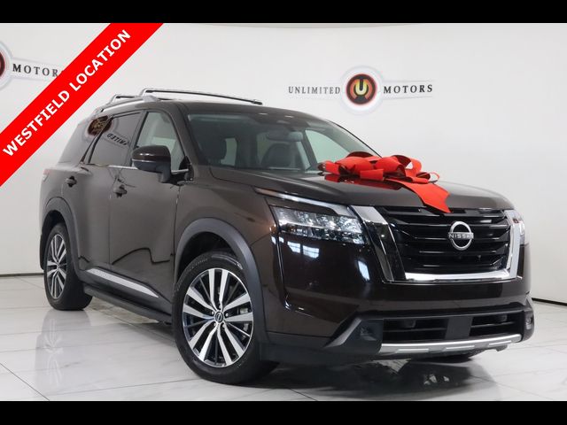 2022 Nissan Pathfinder Platinum