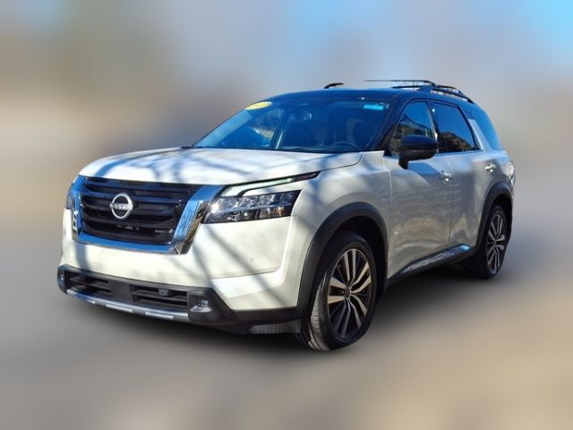 2022 Nissan Pathfinder Platinum