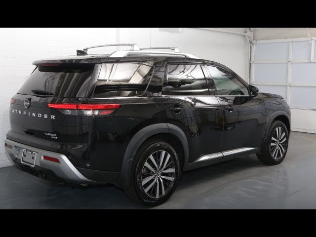 2022 Nissan Pathfinder Platinum