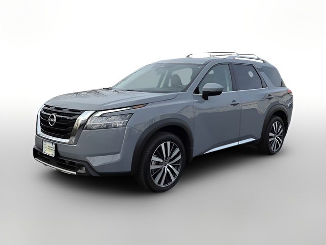 2022 Nissan Pathfinder Platinum