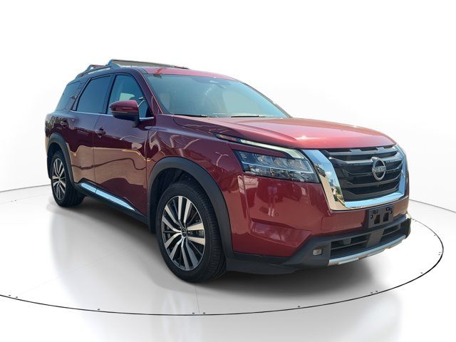 2022 Nissan Pathfinder Platinum