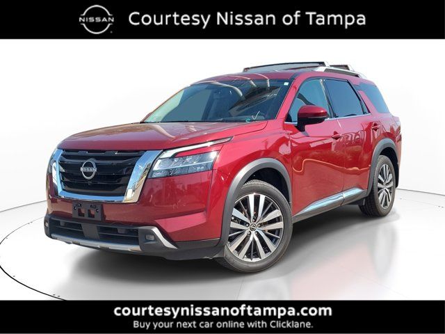 2022 Nissan Pathfinder Platinum