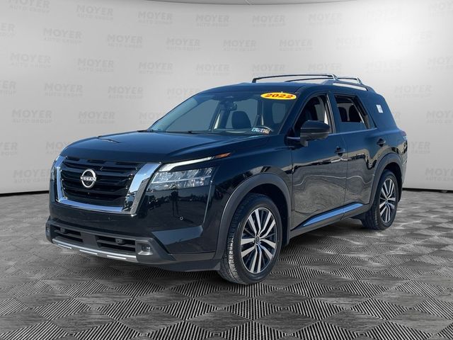 2022 Nissan Pathfinder Platinum