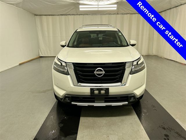 2022 Nissan Pathfinder Platinum
