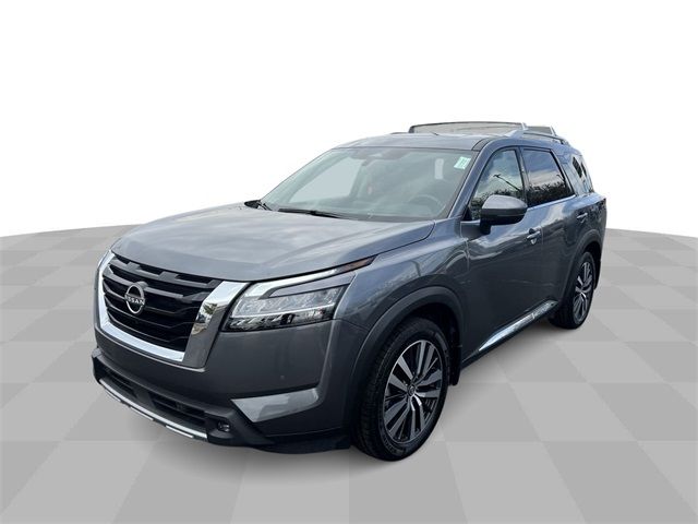 2022 Nissan Pathfinder Platinum