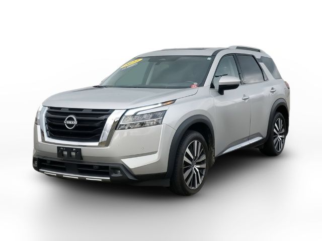 2022 Nissan Pathfinder Platinum