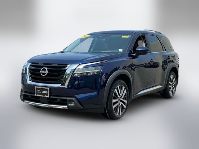 2022 Nissan Pathfinder Platinum