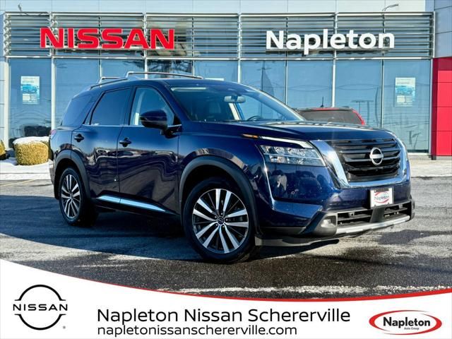 2022 Nissan Pathfinder Platinum