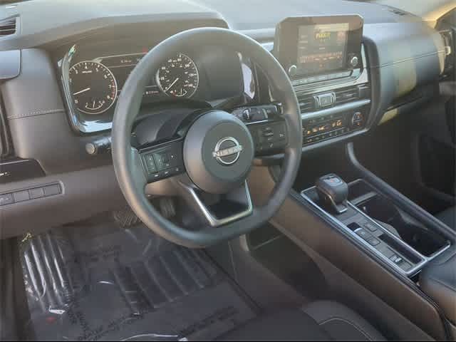 2022 Nissan Pathfinder S