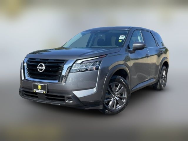 2022 Nissan Pathfinder S