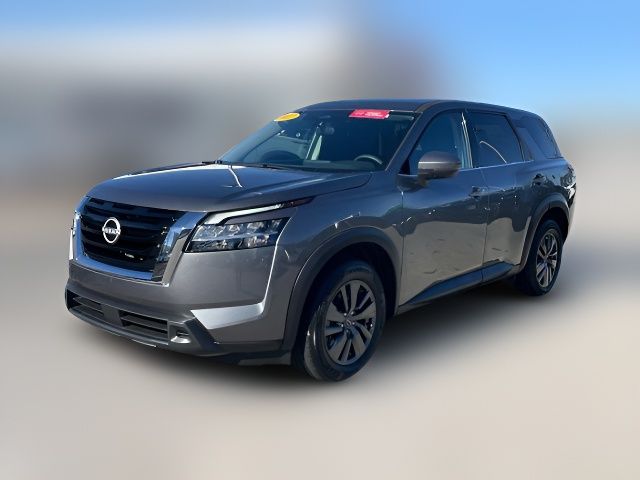 2022 Nissan Pathfinder S