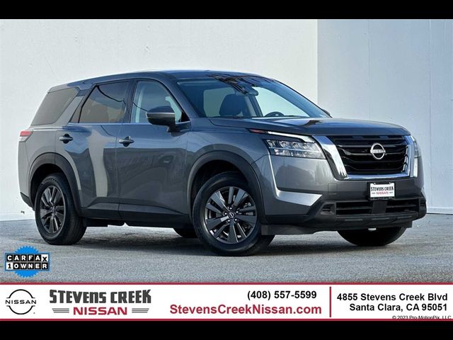 2022 Nissan Pathfinder S