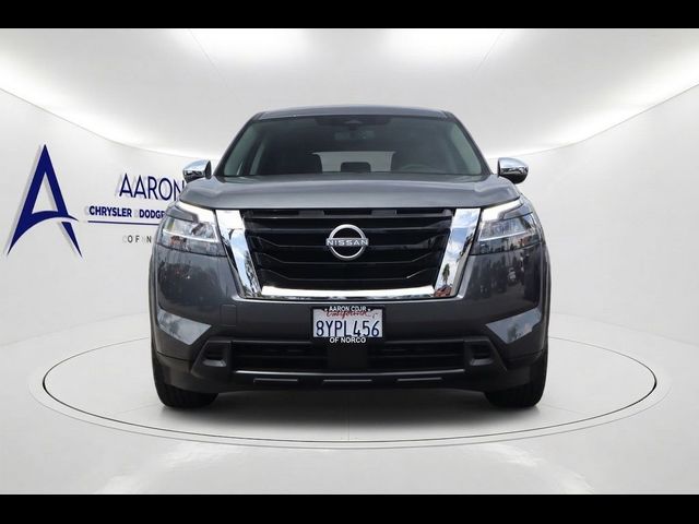 2022 Nissan Pathfinder S