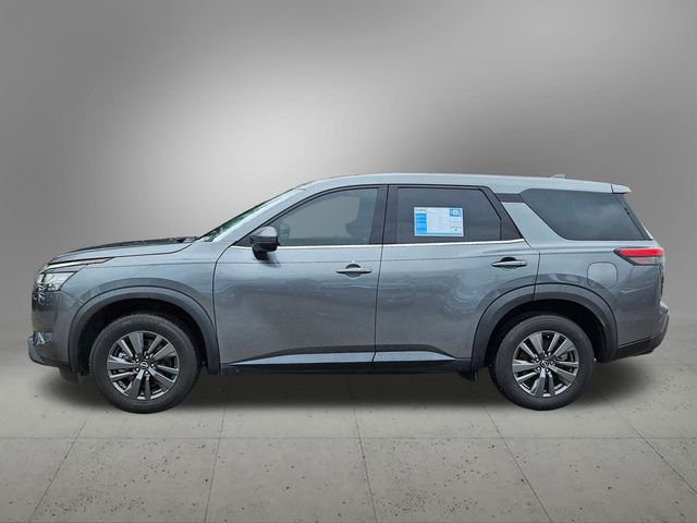 2022 Nissan Pathfinder S