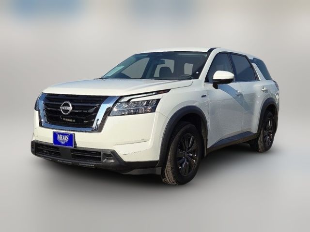 2022 Nissan Pathfinder S