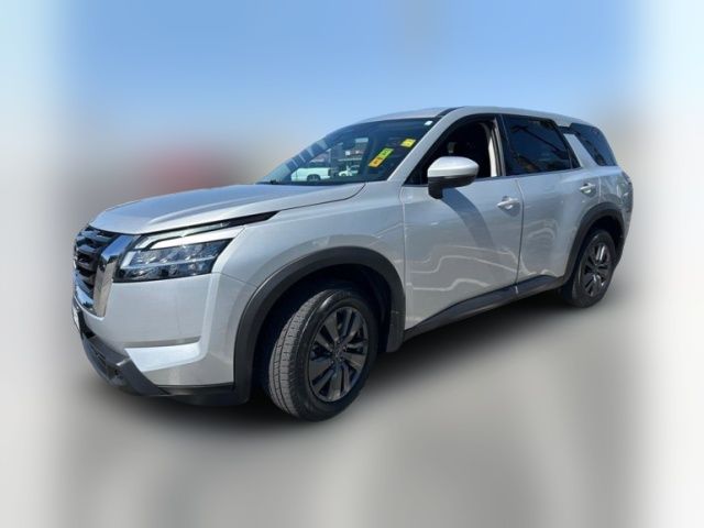 2022 Nissan Pathfinder S