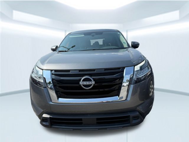 2022 Nissan Pathfinder S