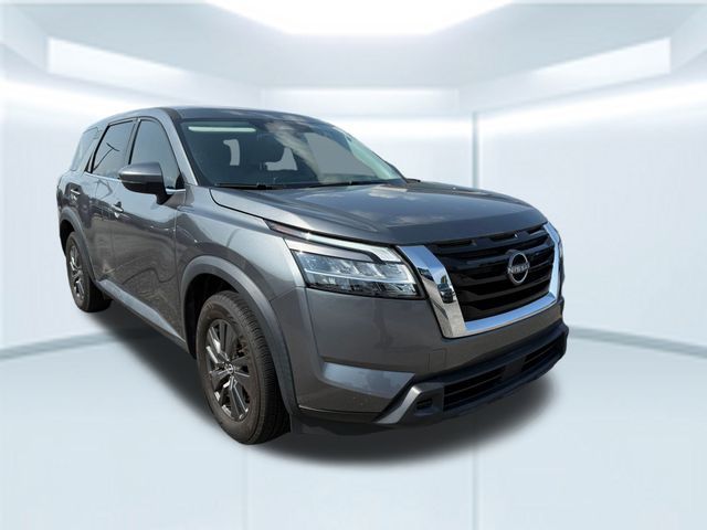 2022 Nissan Pathfinder S