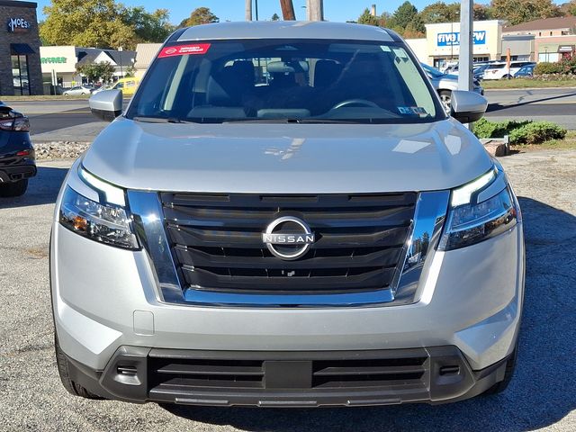 2022 Nissan Pathfinder S