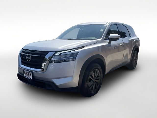 2022 Nissan Pathfinder S