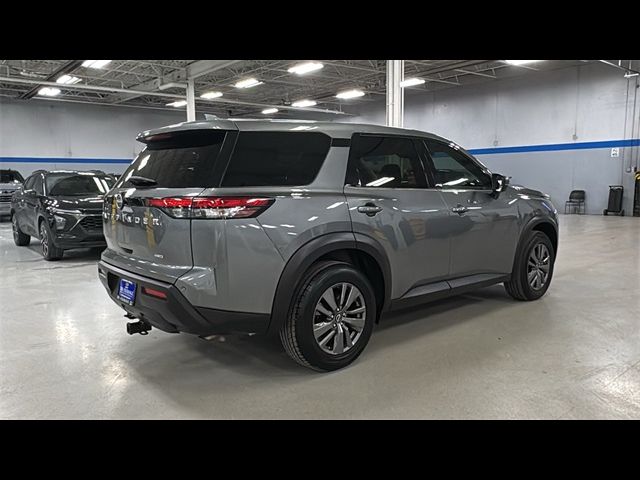 2022 Nissan Pathfinder S