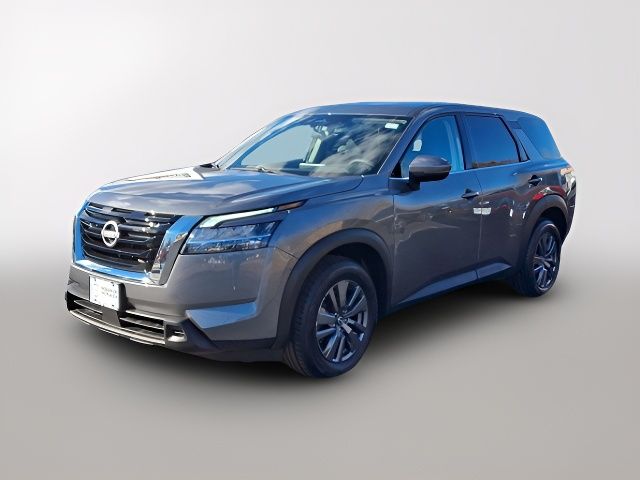 2022 Nissan Pathfinder S