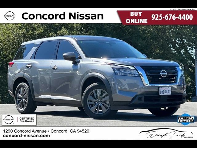 2022 Nissan Pathfinder S