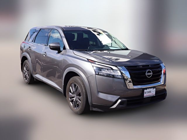 2022 Nissan Pathfinder S