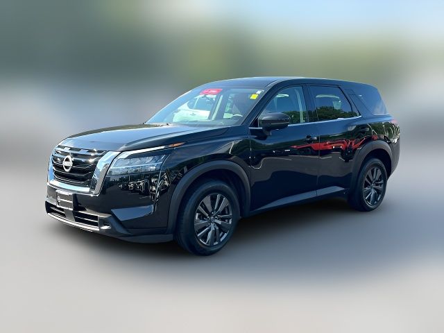 2022 Nissan Pathfinder S