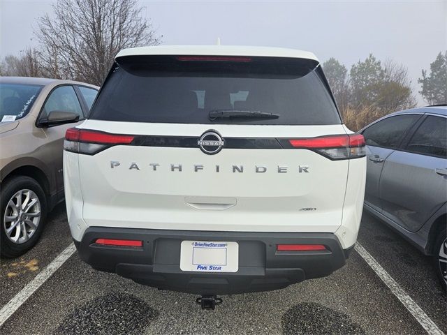 2022 Nissan Pathfinder S