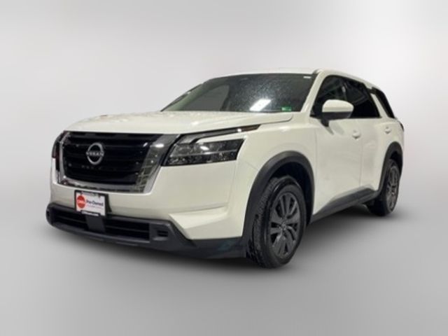 2022 Nissan Pathfinder S