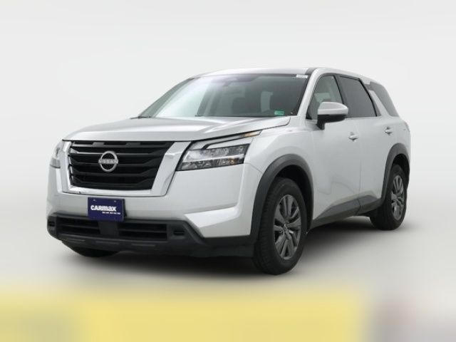 2022 Nissan Pathfinder S