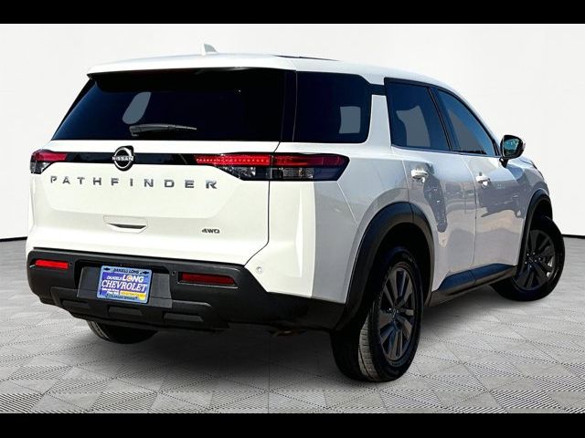 2022 Nissan Pathfinder S